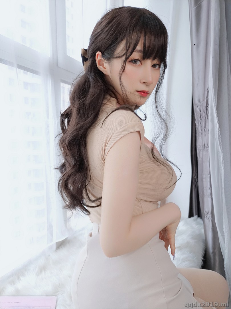 Coser-baiyin811-10-188.jpg