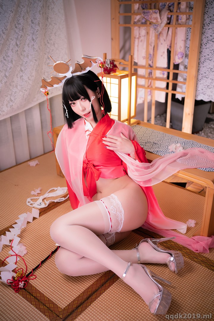 Coser-Money-098.jpg