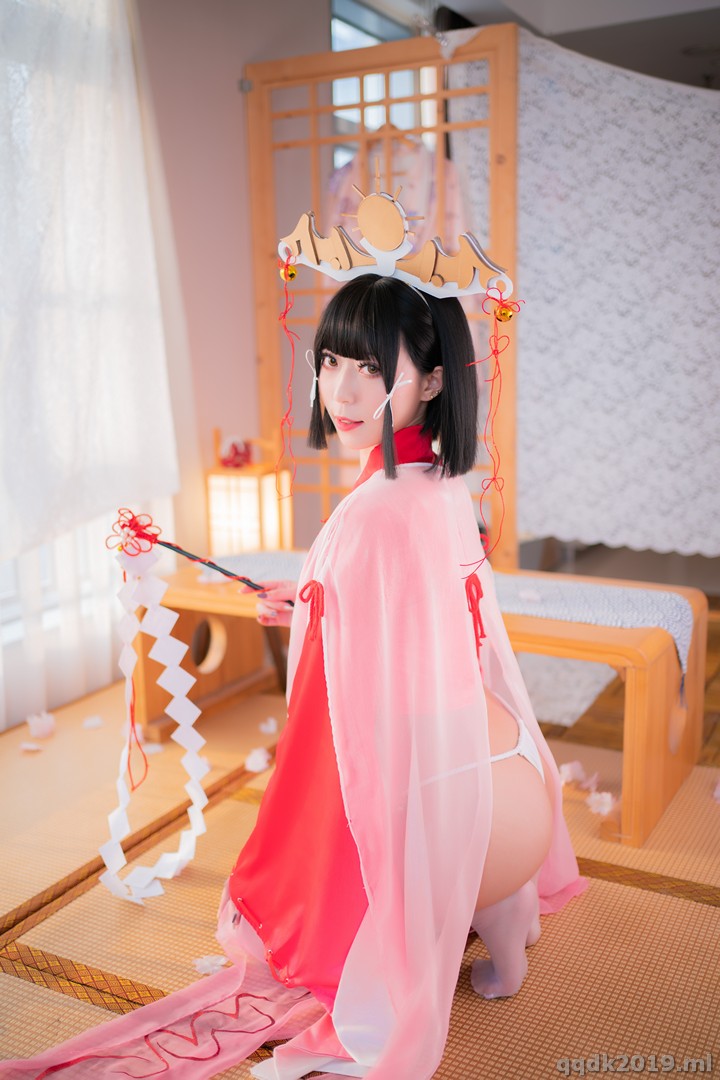 Coser-Money-044.jpg