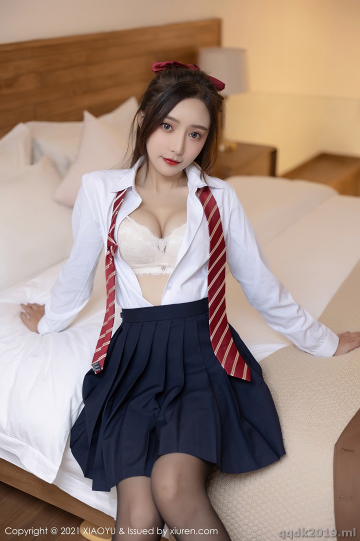 XiaoYu-Vol.685-Yanni-Wang-Xin-Yao-034.jpg