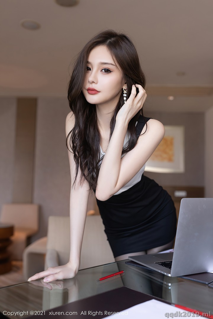 XIUREN-No.3824-Wang-Xinyi-004.jpg