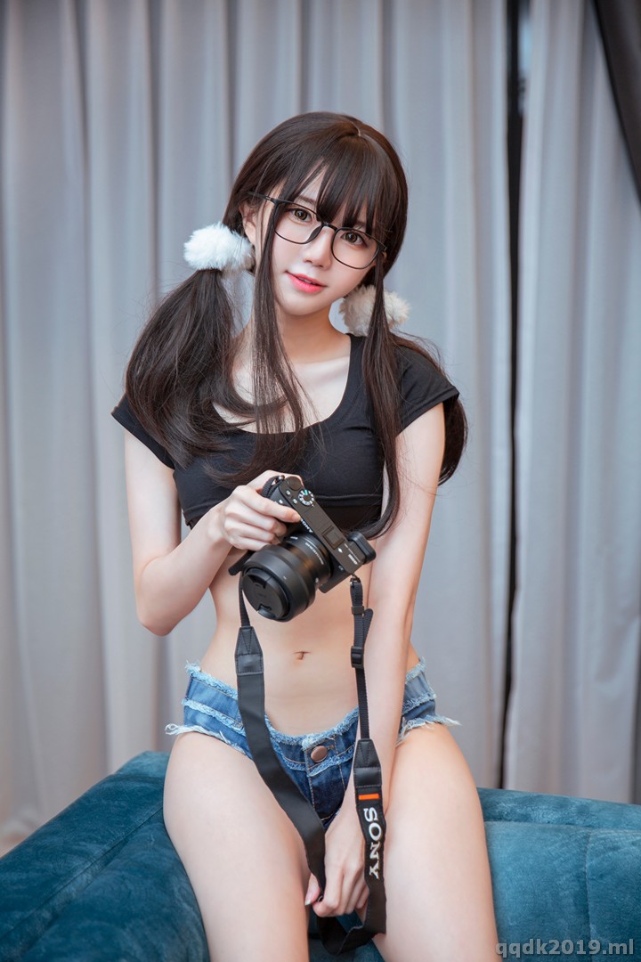 Coser-Sally-Sally-Dorasnow-Pack-Home-031.jpg