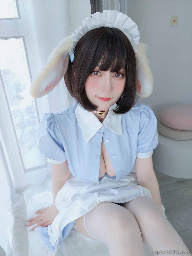 Coser-baiyin811-099.jpg