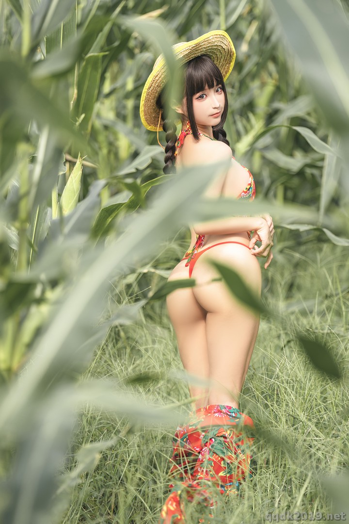 Coser-chunmomo-The-story-of-cornfield-015.jpg