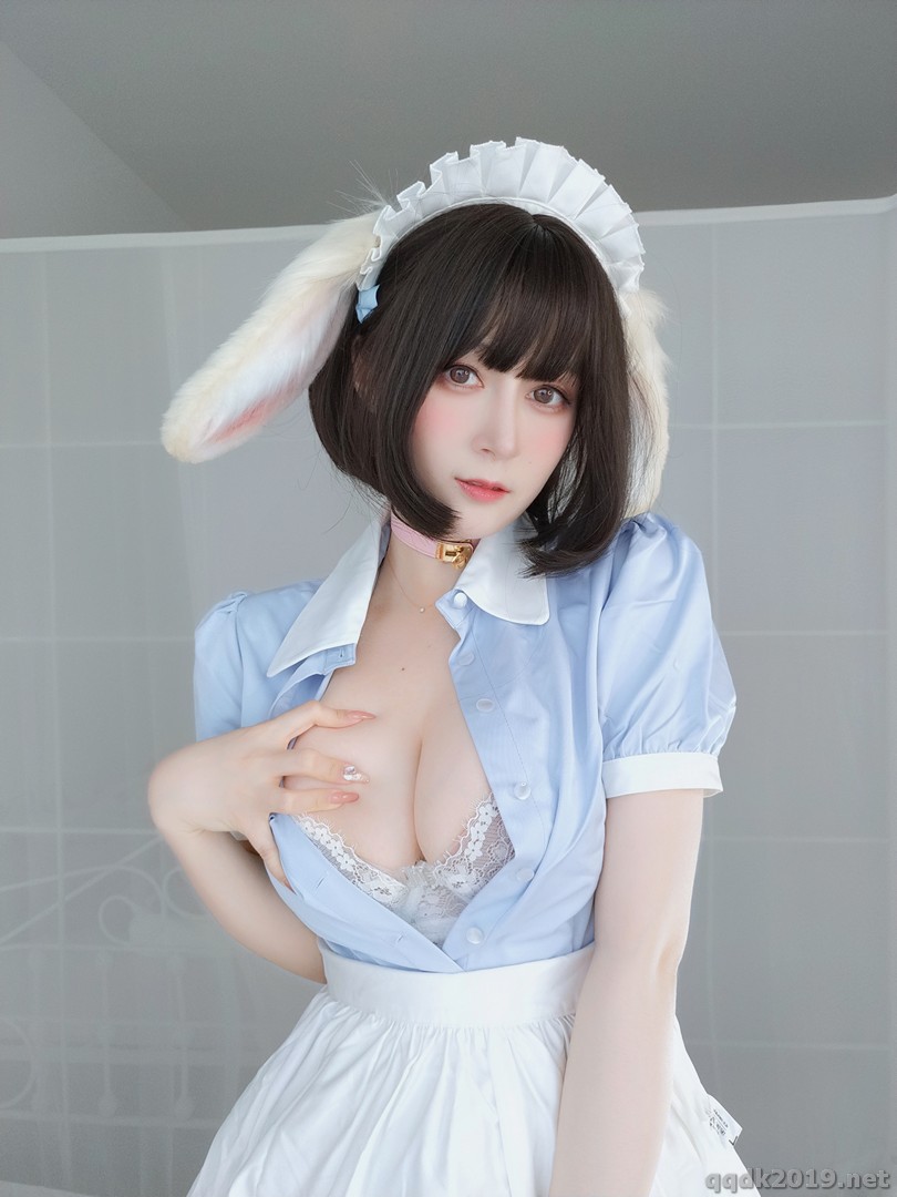 Coser-baiyin811-049.jpg