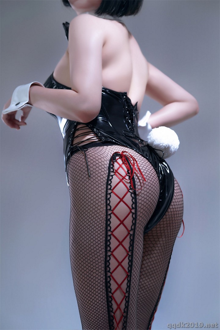 Coser-Bunny-023.jpg