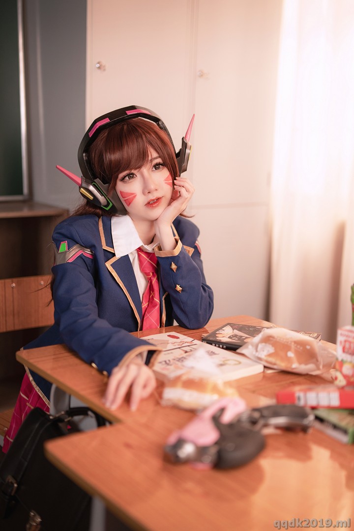 Coser-Sally-Sally-Dorasnow-D.Va-001.jpg