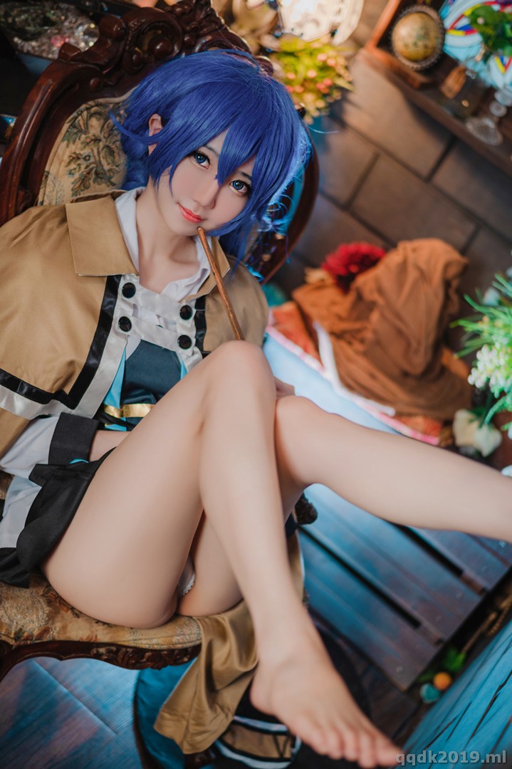 Coser-Sally-Sally-Dorasnow-Roxy-Mirgurdia-025.jpg