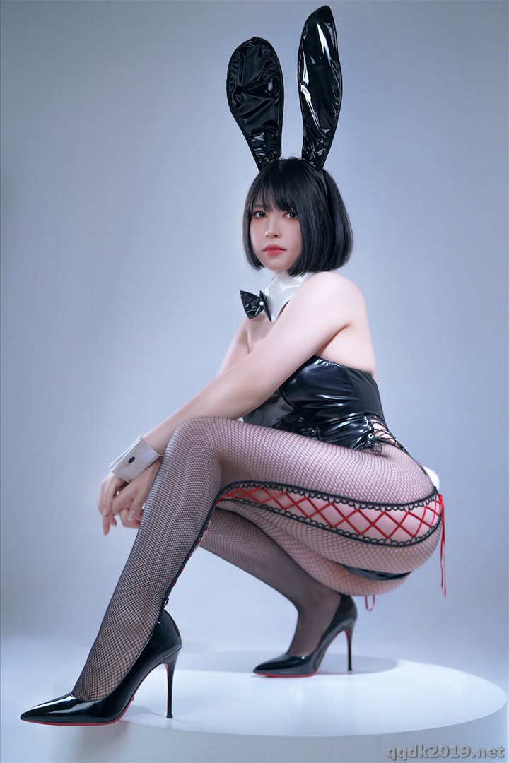 Coser-Bunny-013.jpg