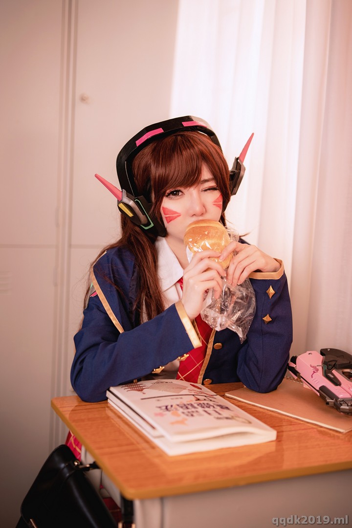 Coser-Sally-Sally-Dorasnow-D.Va-017.jpg