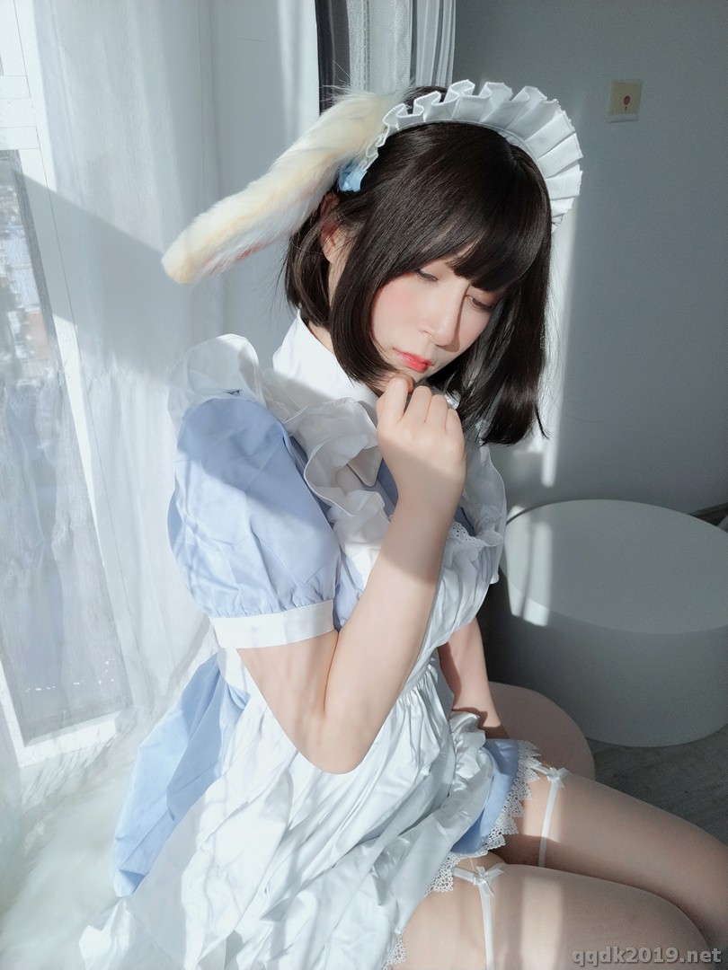 Coser-baiyin811-081.jpg