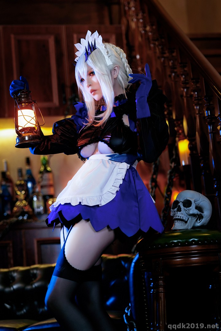 Coser-LancerAlter-Maid-026.jpg