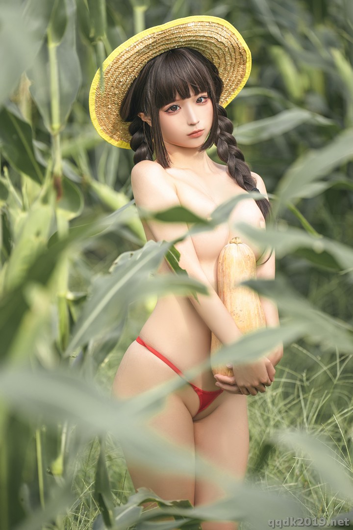 Coser-chunmomo-The-story-of-cornfield-021.jpg