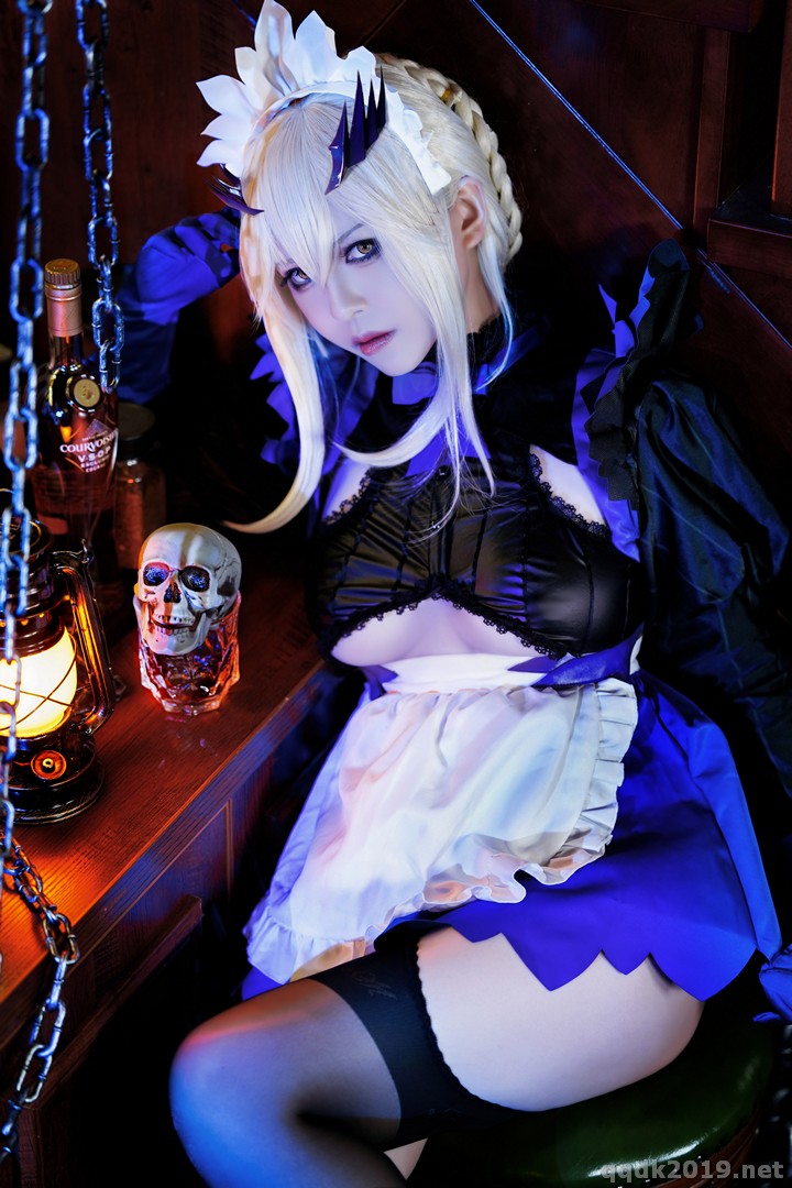 Coser-LancerAlter-Maid-004.jpg