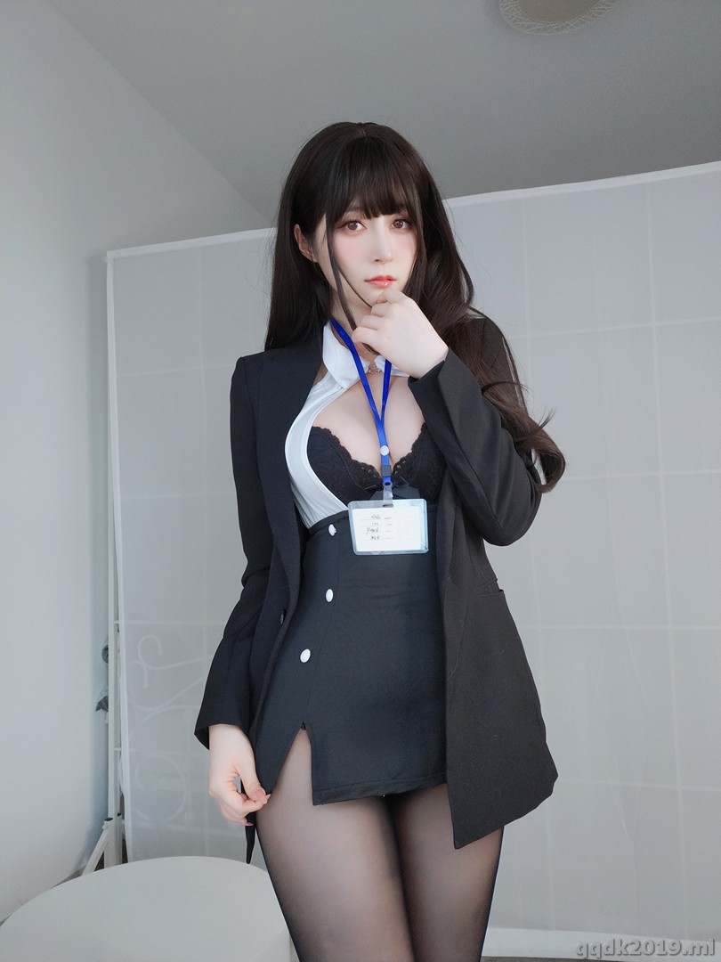 Coser-baiyin811-034.jpg