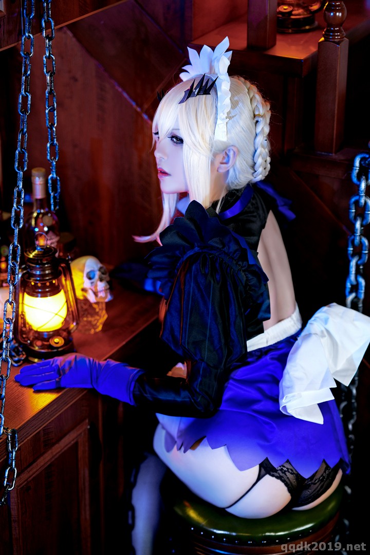 Coser-LancerAlter-Maid-001.jpg