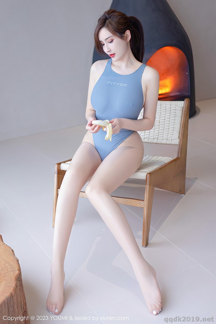 YouMi-Vol.900-Zhou-Yan-Xi-Carol-027.jpg