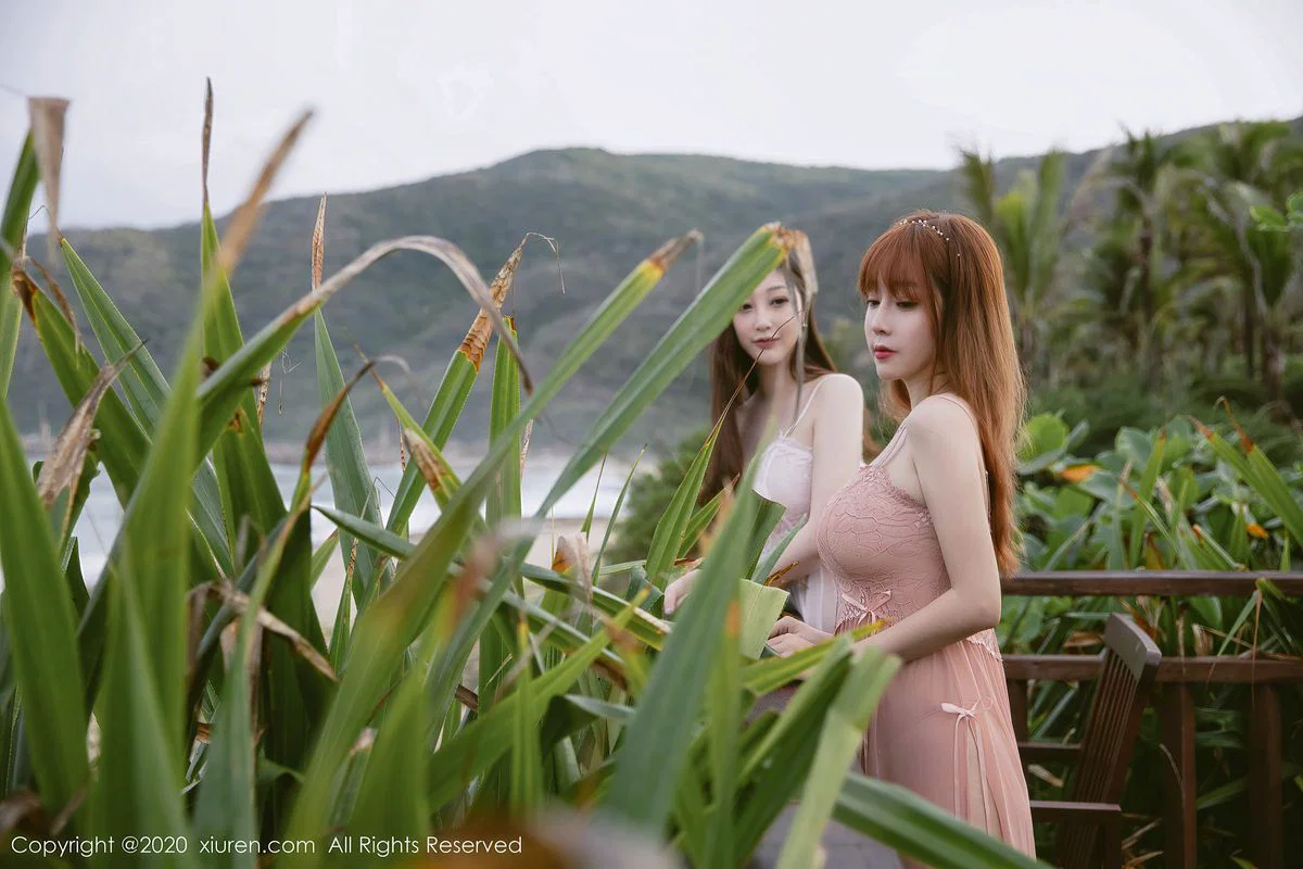 性感姐妹花王雨纯&妲己_Toxic[30P]