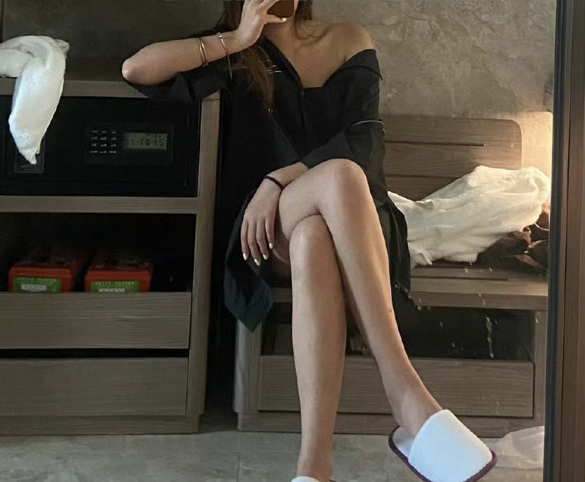 万千娇媚美少妇[100P]
