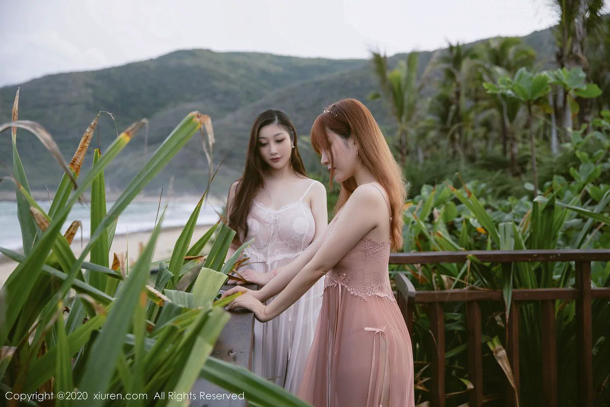 性感姐妹花王雨纯&妲己_Toxic[30P]