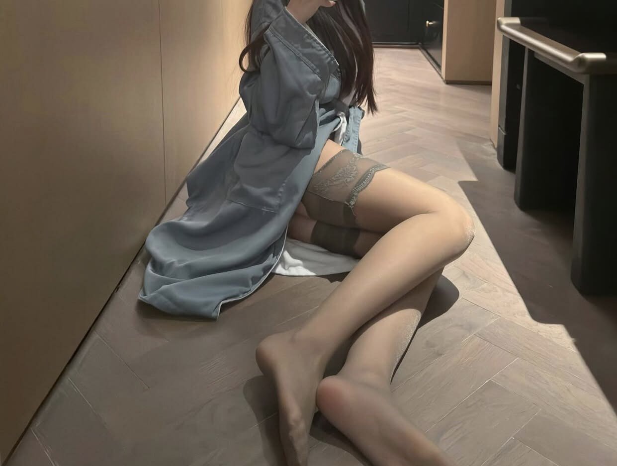 万千娇媚美少妇[100P]