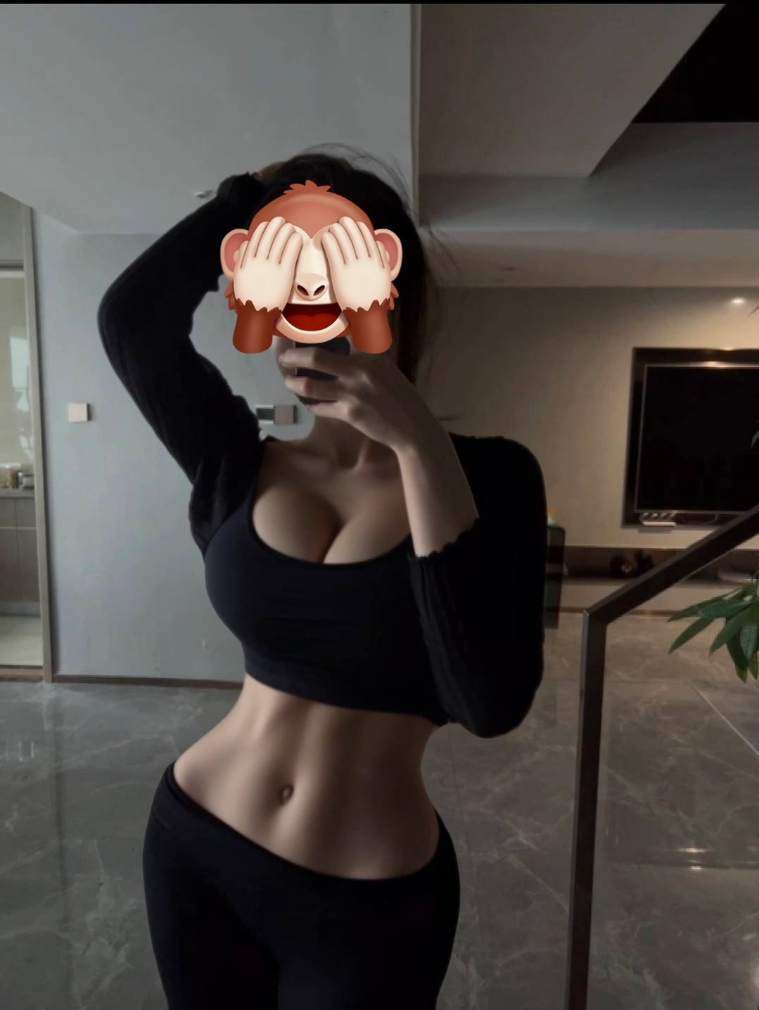 万千娇媚美少妇[100P]