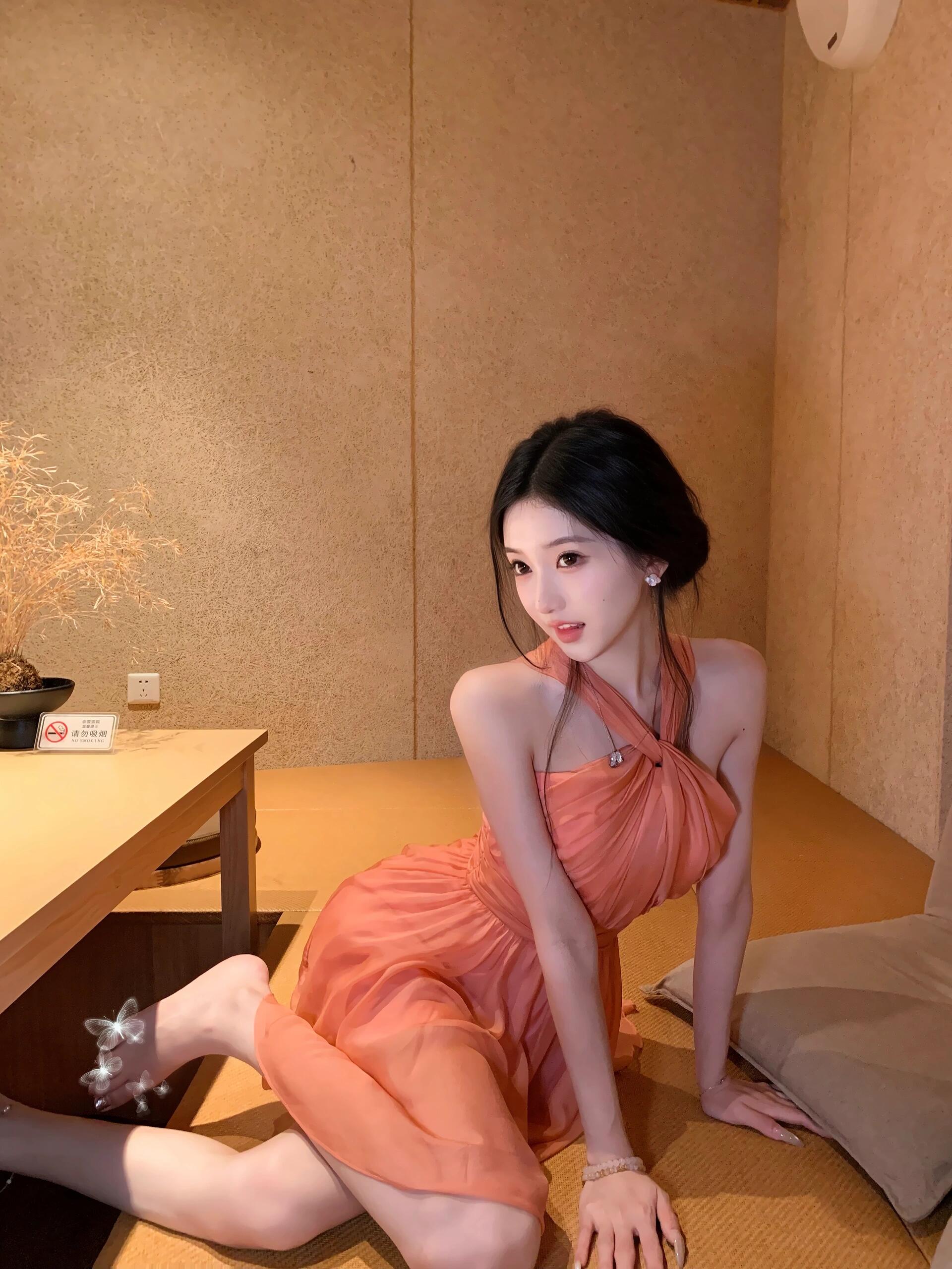 分享推上迷人的少妇[100P]