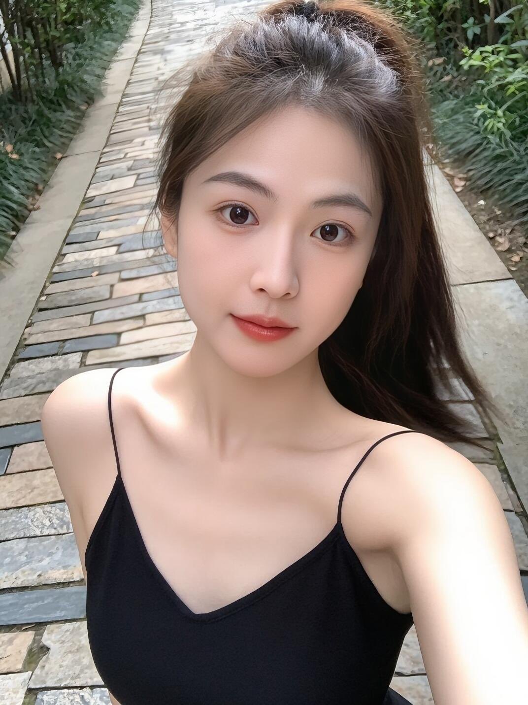 分享推上迷人的少妇[100P]
