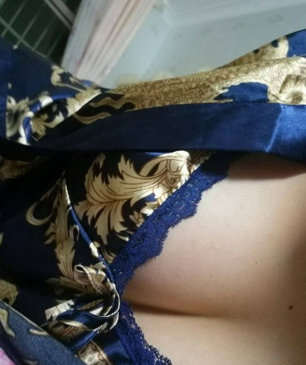 家中骚货真有情趣[15P]