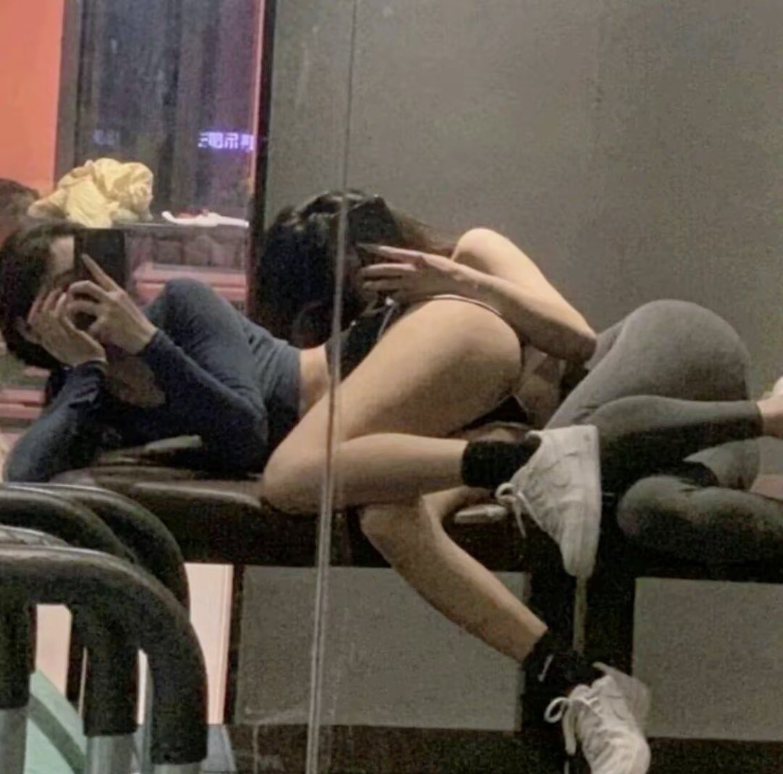 优质少妇系列媚态极致[99P]