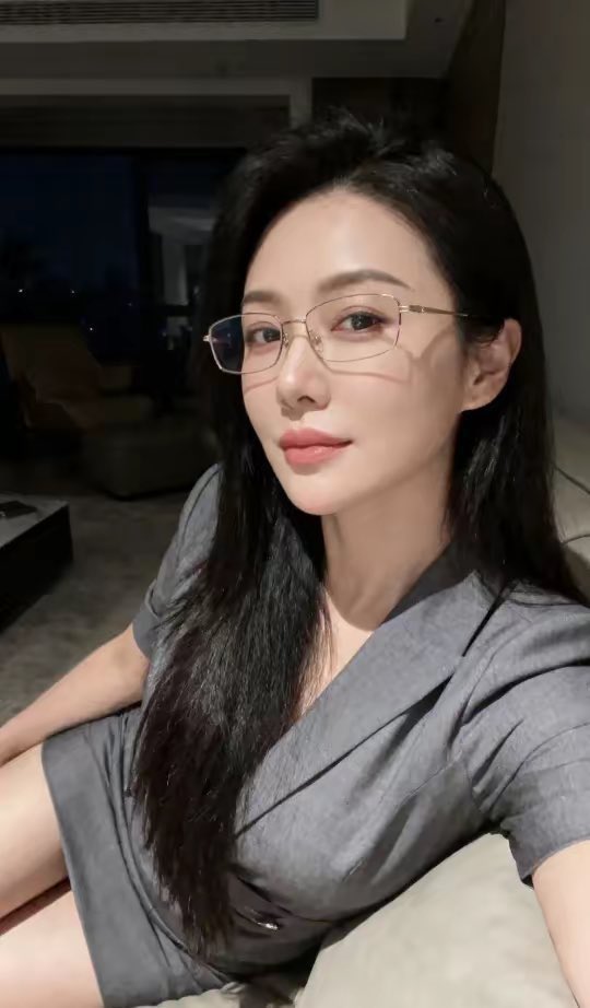 少妇大胸系列媚态极致[99P]