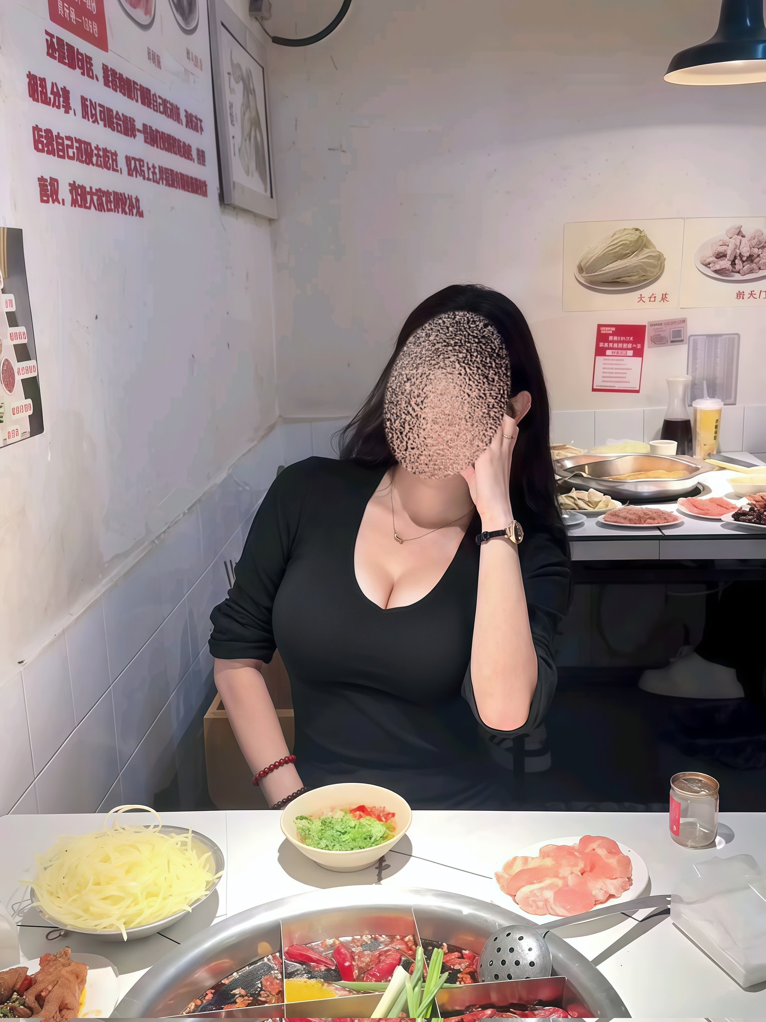 少妇的精致面容丰润翘臀诱惑[99P]