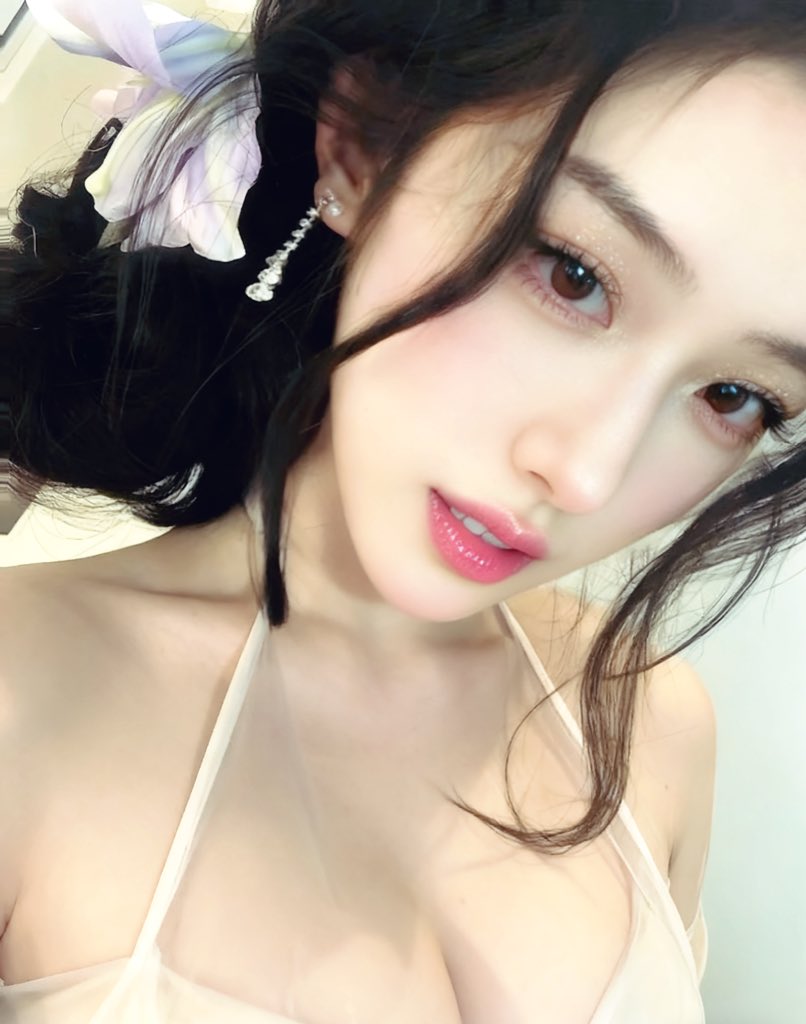 少妇的精致面容丰润翘臀诱惑[99P]