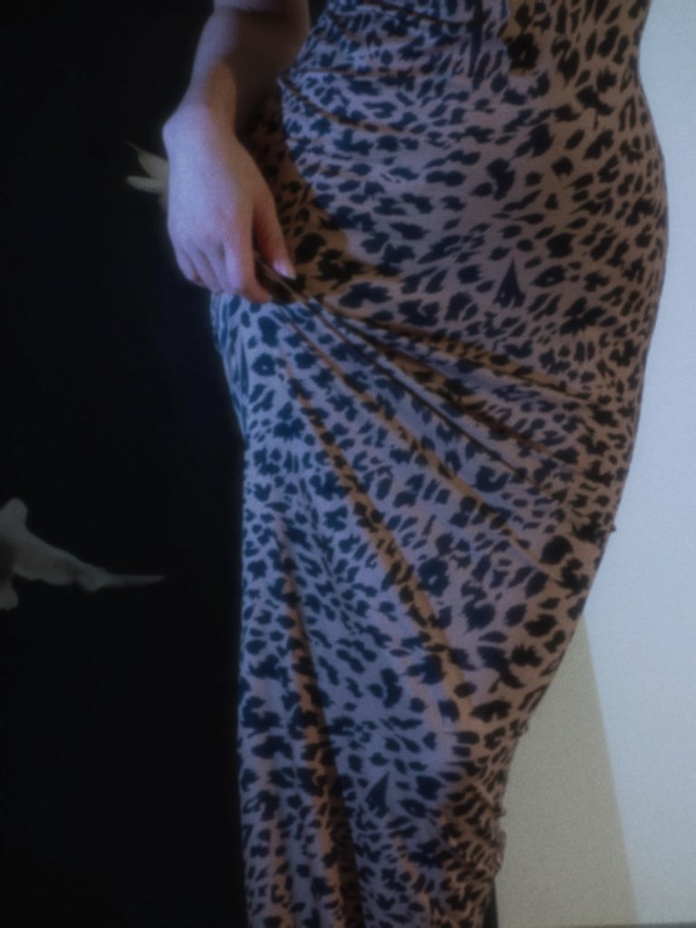 少妇的精致面容丰润翘臀诱惑[99P]