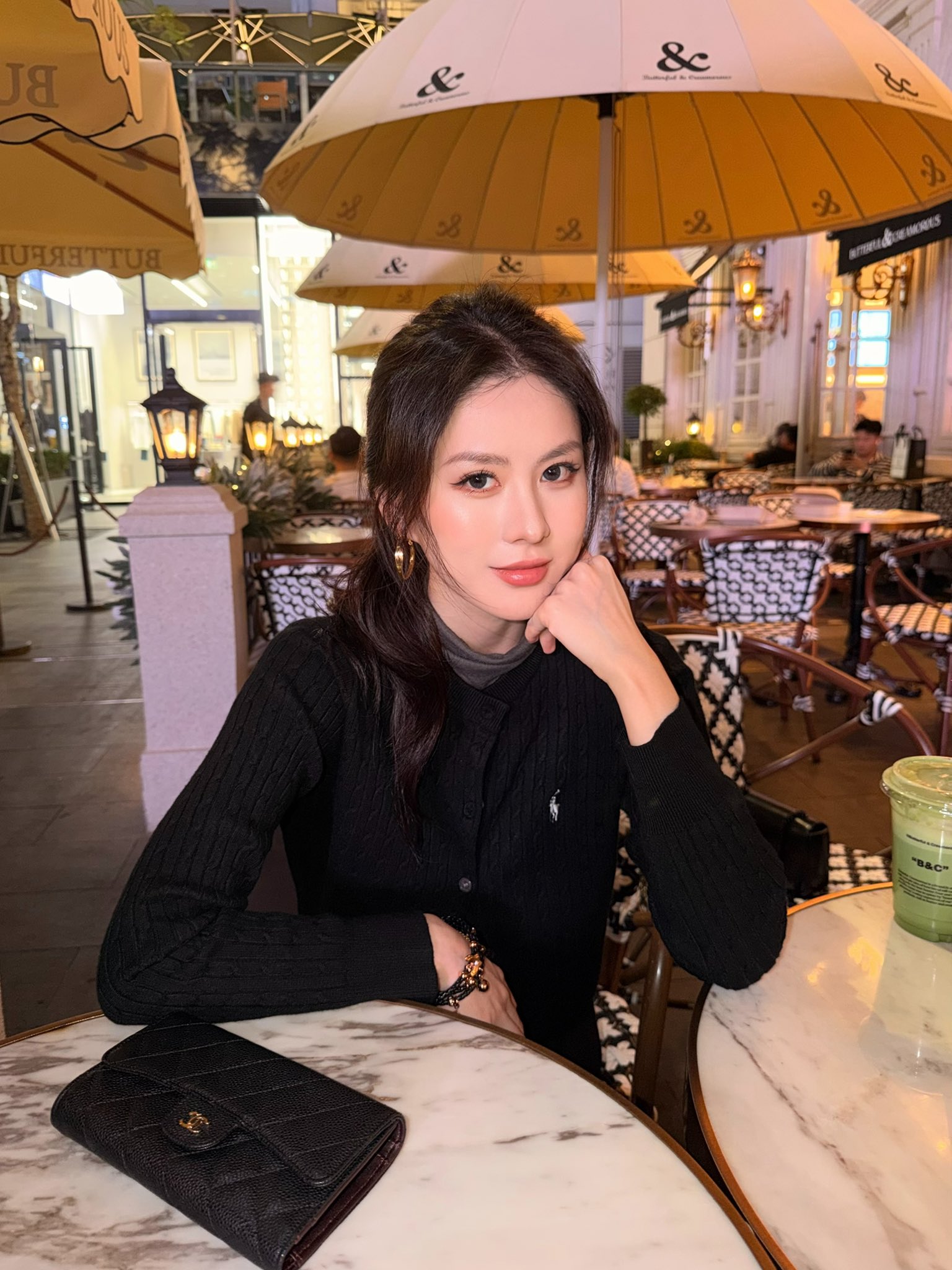 大屁股少妇系列诱惑媚态极致[99P]