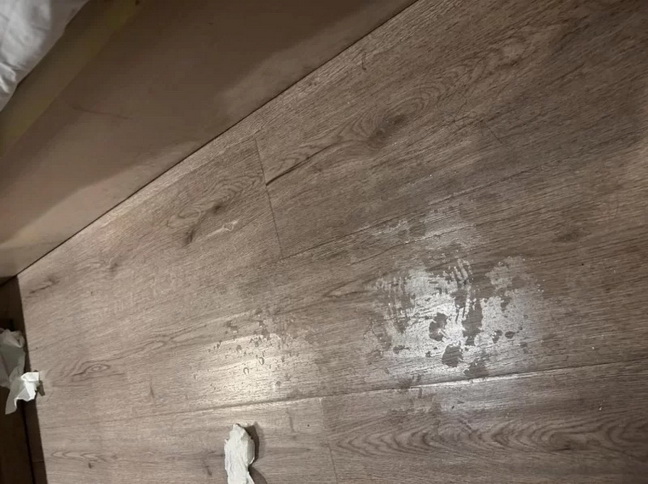 一个人开房也很爽[18P]