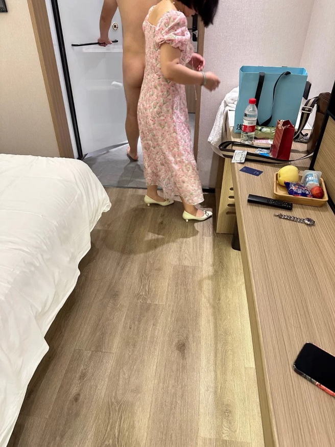 好大好圆的乳头家妻随拍[13P]