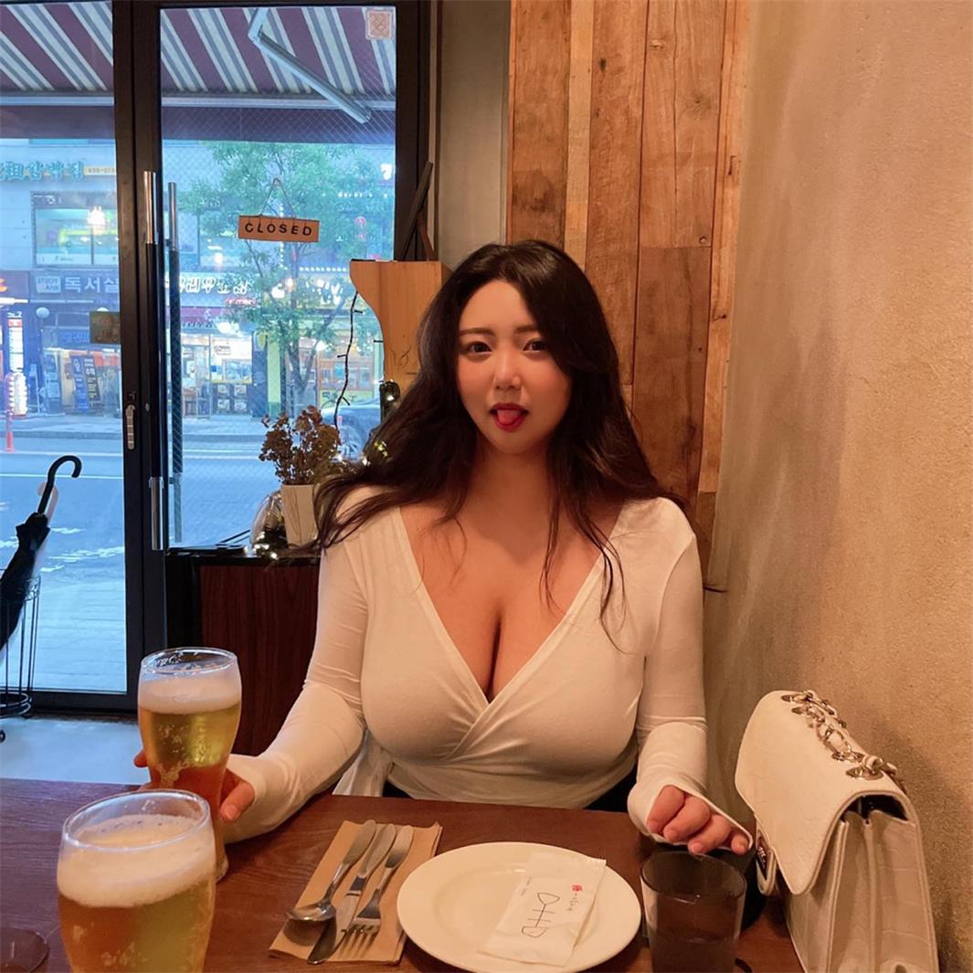 IG@adorable_ahgong-[48MB]