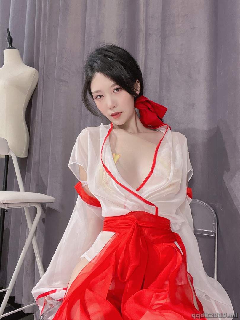 Coser-Li-Shi-Vol.070-020.jpg