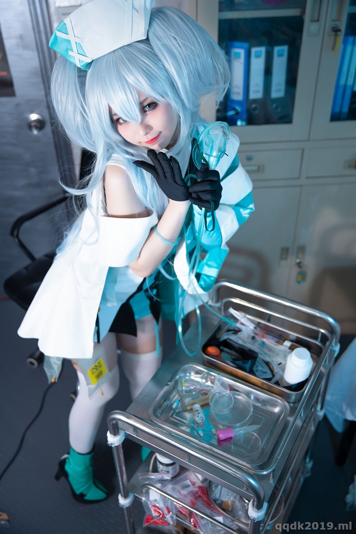 Coser-G44-Vol.062-PA-15-Florence-and-Bunny-ver-022.jpg