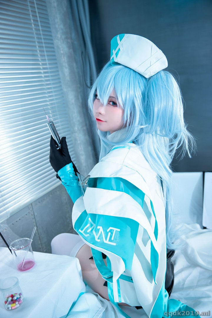 Coser-G44-Vol.062-PA-15-Florence-and-Bunny-ver-015.jpg