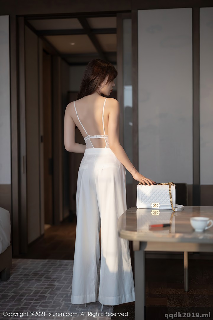 XIUREN-No.3367-Booty-Zhizhi-021.jpg